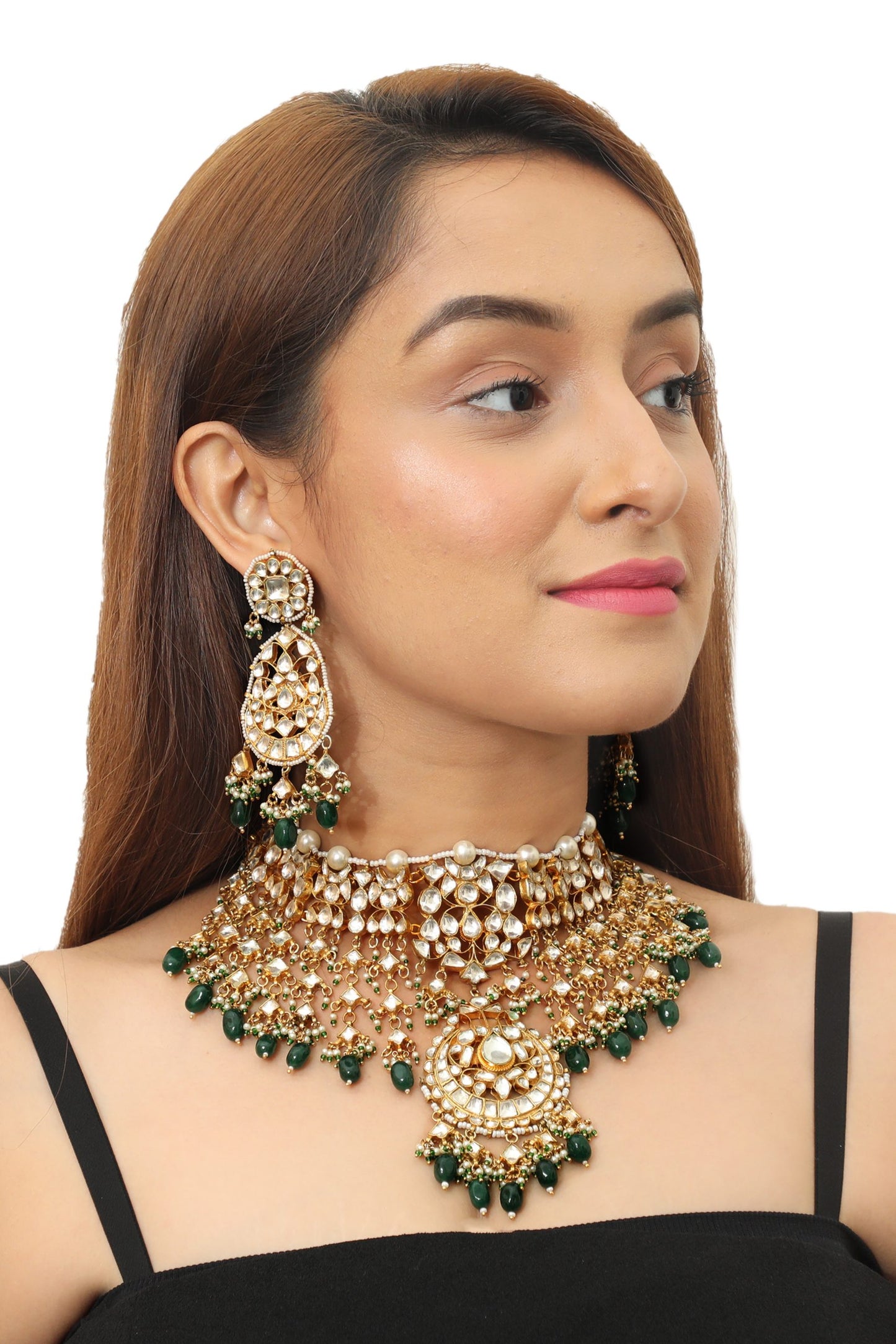 WHITE STONE HEAVY NECKLACE SET WITH GREEN BEADS