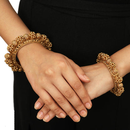Golden Kada  With Round Golden Work (Pair)