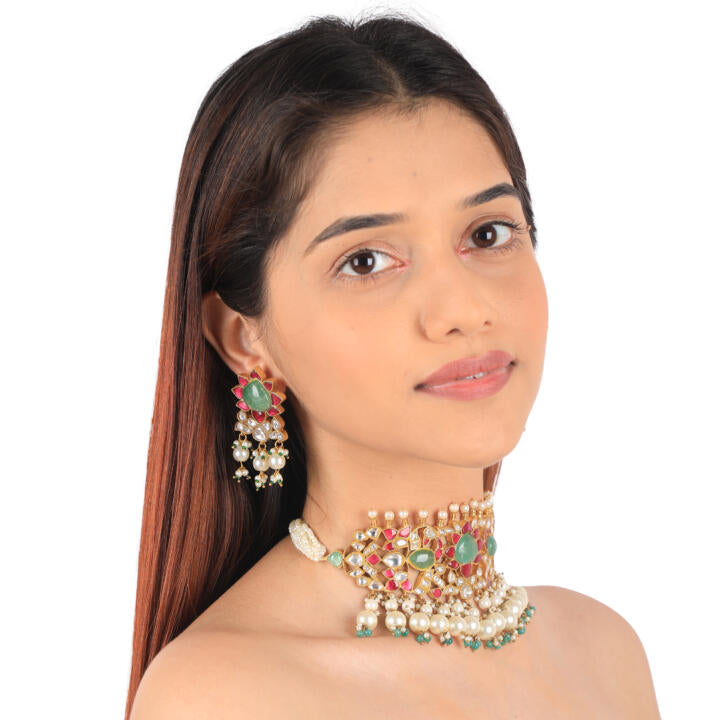 Gold Finish Multicolored Choker Set With White Pearl