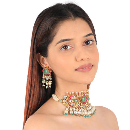Gold Finish Multicolored Choker Set With White Pearl