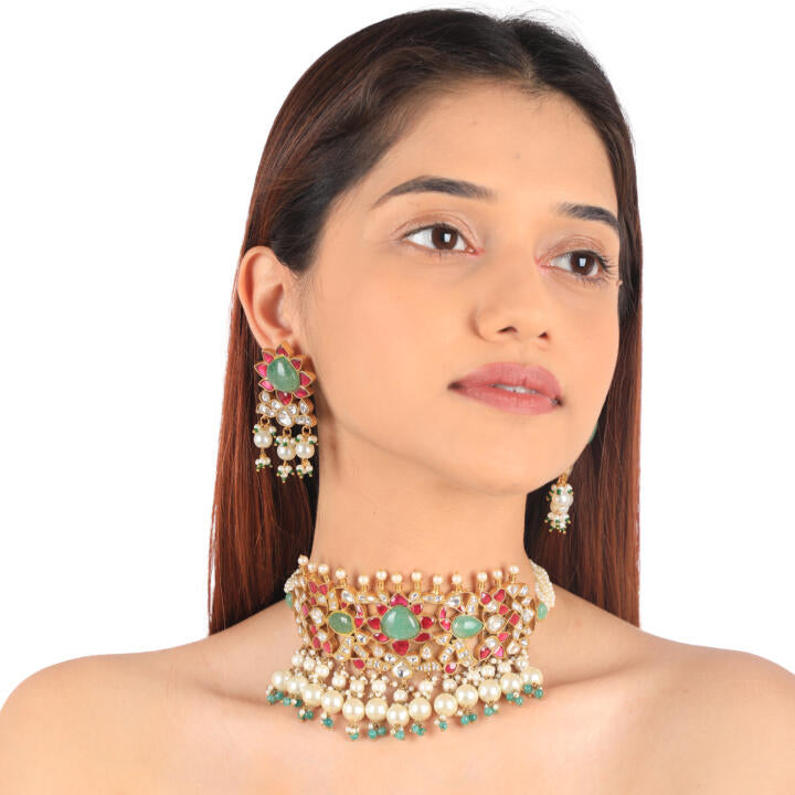 Gold Finish Multicolored Choker Set With White Pearl