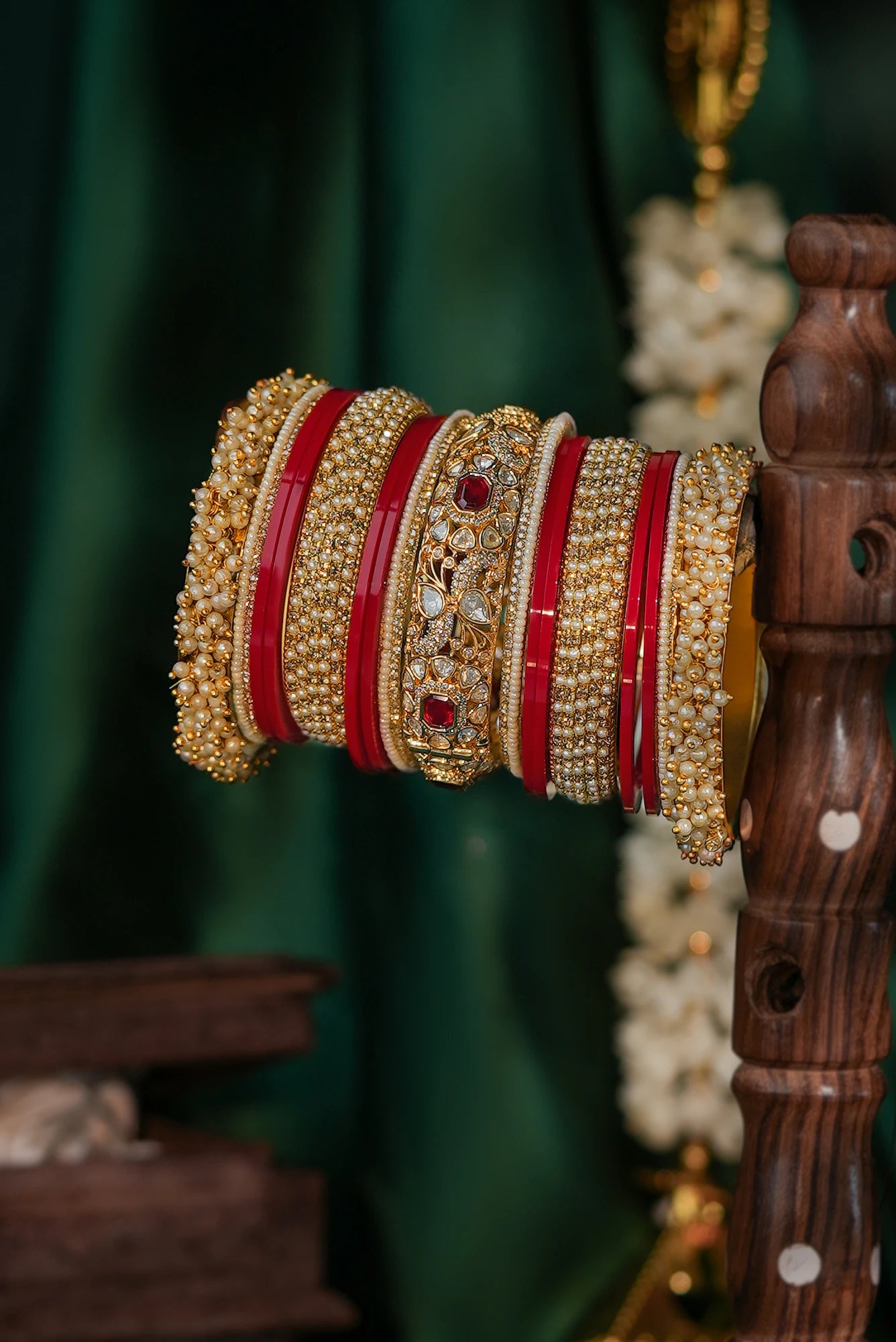 Bridal bangle set with pearl bangles
