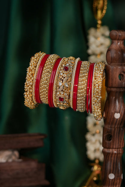 Bridal bangle set with pearl bangles