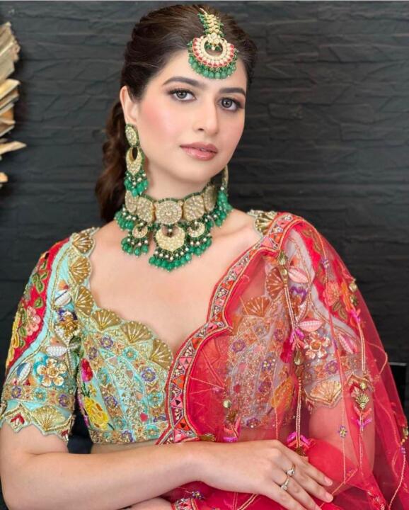 White Jadtar Stone Necklace Set With Green Moti Work And Sea Green Beads