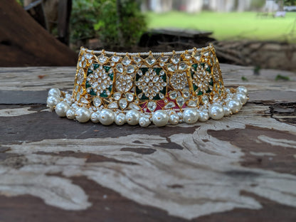 Gold Plated GREEN AND WHITE NECKLACE SET