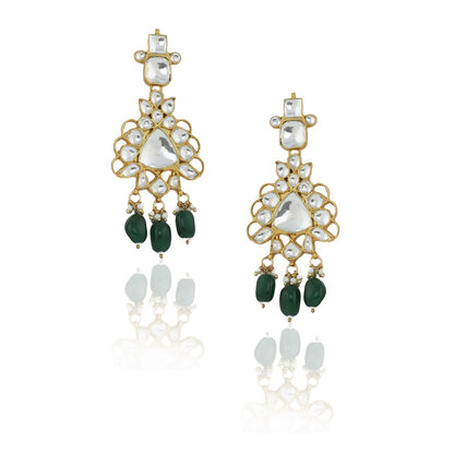 Simple necklace set of jadtar, pearls and beads