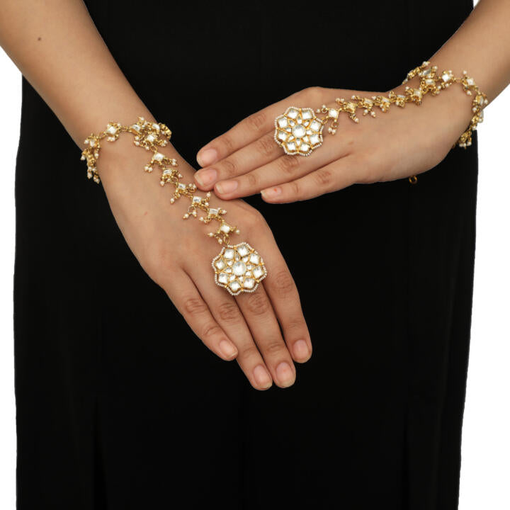 Flower Ring With Single Line Bracelet(Pair)