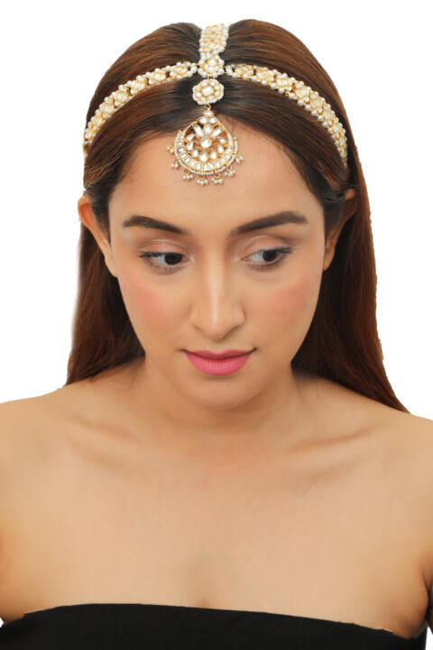 White Jadtar Stone With Small Moti Work Mathapatti