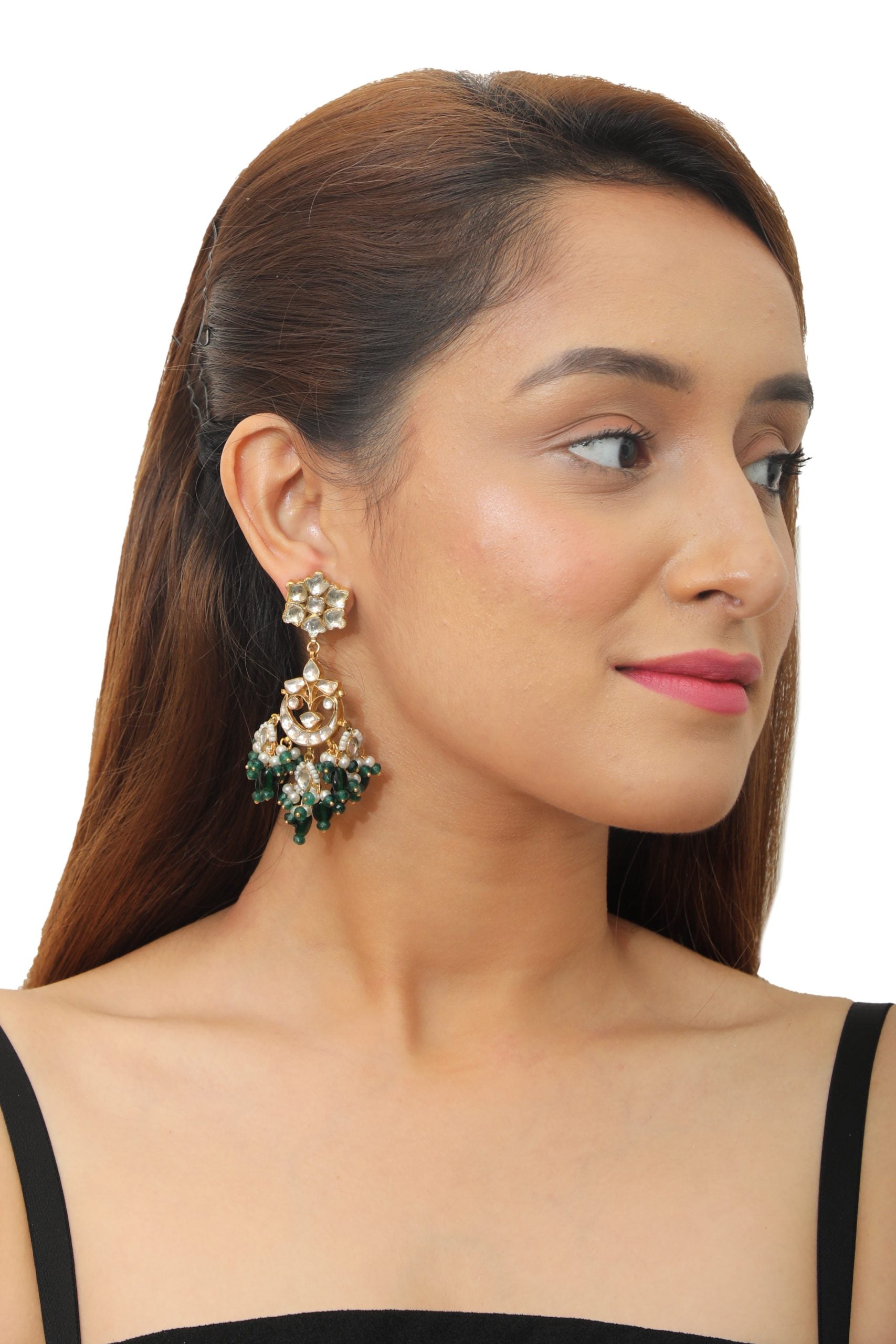 BIG PENDANT WITH YELLOW JADTAR STONES AND STRINGS OF TINY PEARL BUNCHES NECKLACE SET