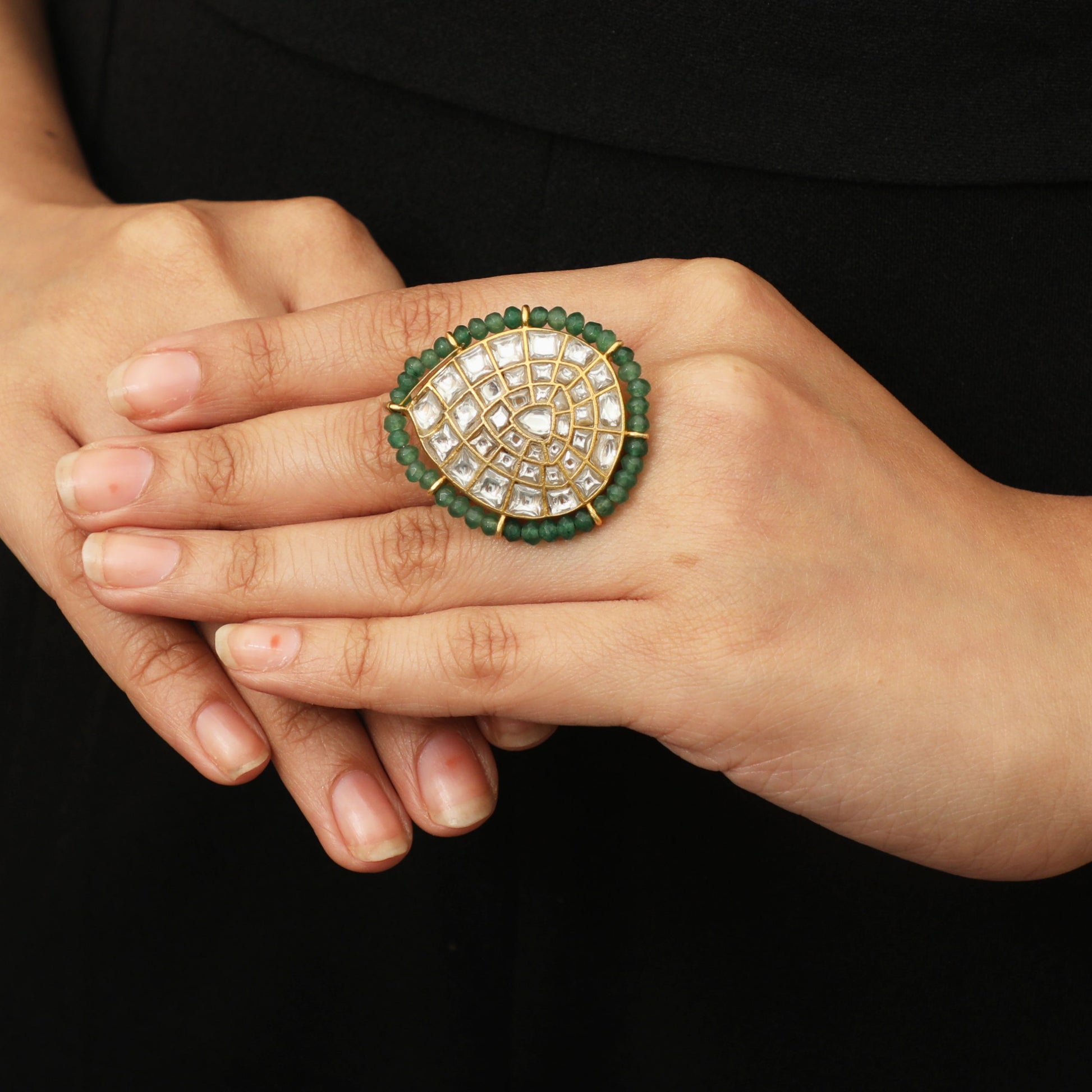 WHITE JADTAR STONES SEA GREEN RING