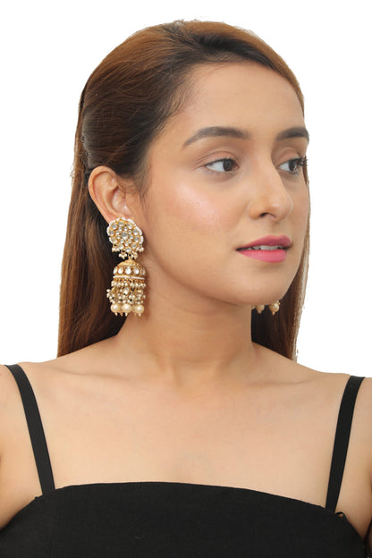 WHITE FLOWER WITH JADTAR STONE NECKLACE SET