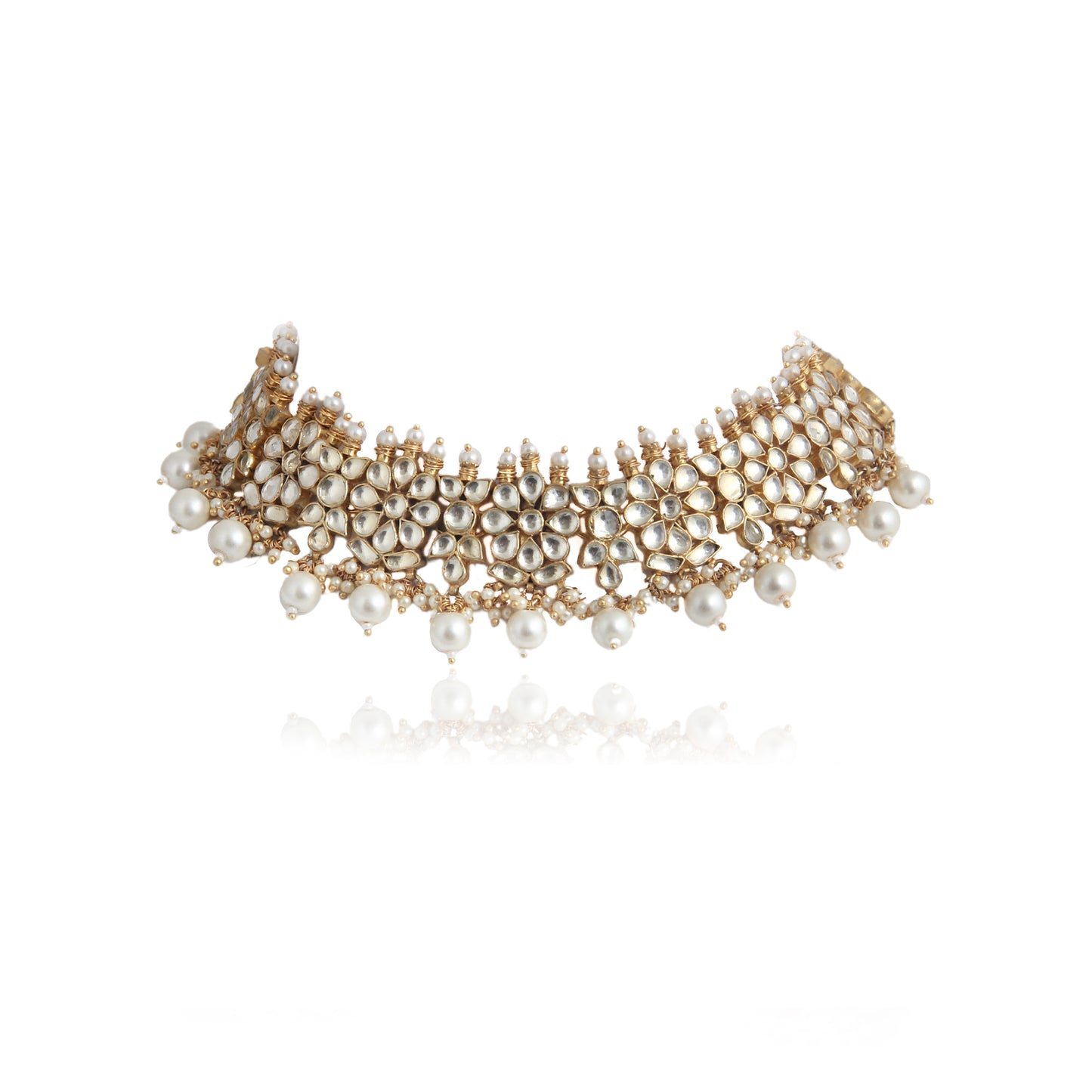WHITE FLOWER WITH JADTAR STONE NECKLACE SET