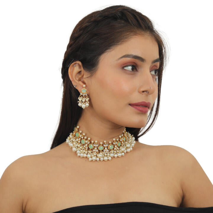 Light Green Choker Set With White Pearl