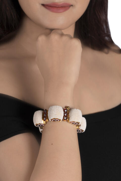 White Flower Work Gajara Bangles