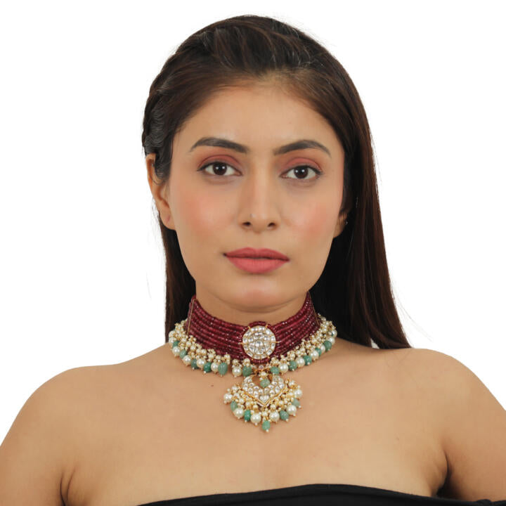 A 22Kt Gold Plated Choker Necklace Set Beaded In Maroon