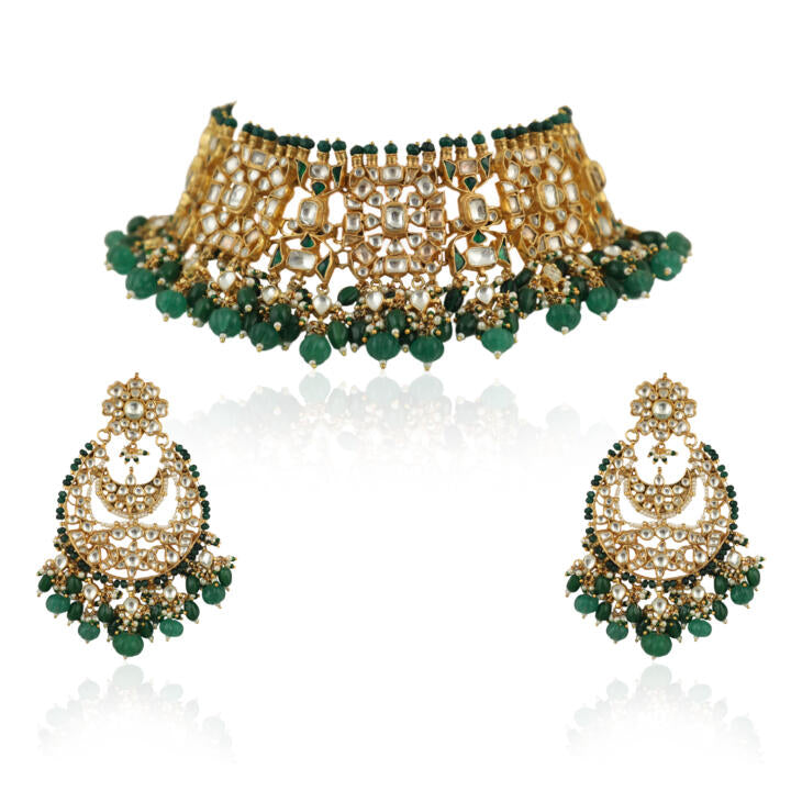 Heavy White Choker Set With Green Beads
