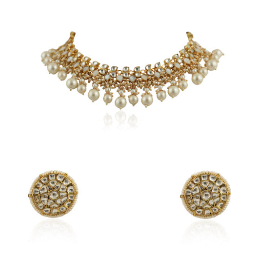 Mother Of Pearl Necklace With Pearls And Round Tops