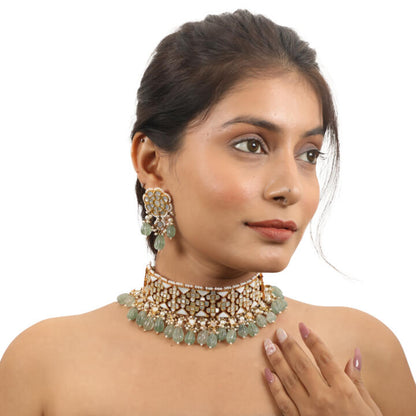 Unique Choker With Mother Of Pearl Stones, Beaded With Sea Green Pearls