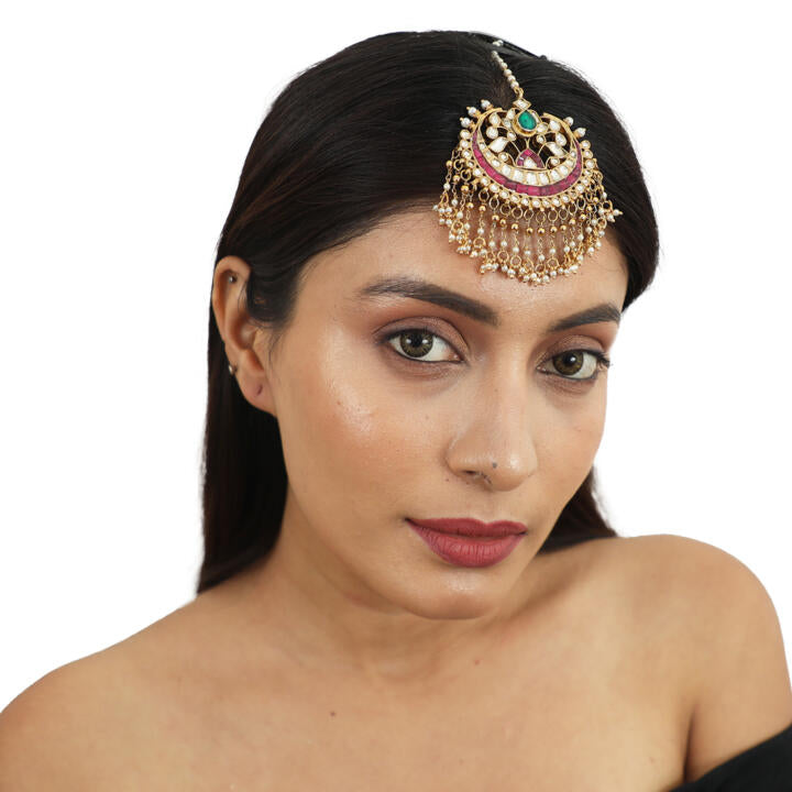 Multicolor Jadtar Studded Maang Tikka Set Designs