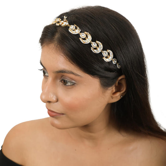 Chandshape Mathapatti Hairband Studded With White Jadtar Stones
