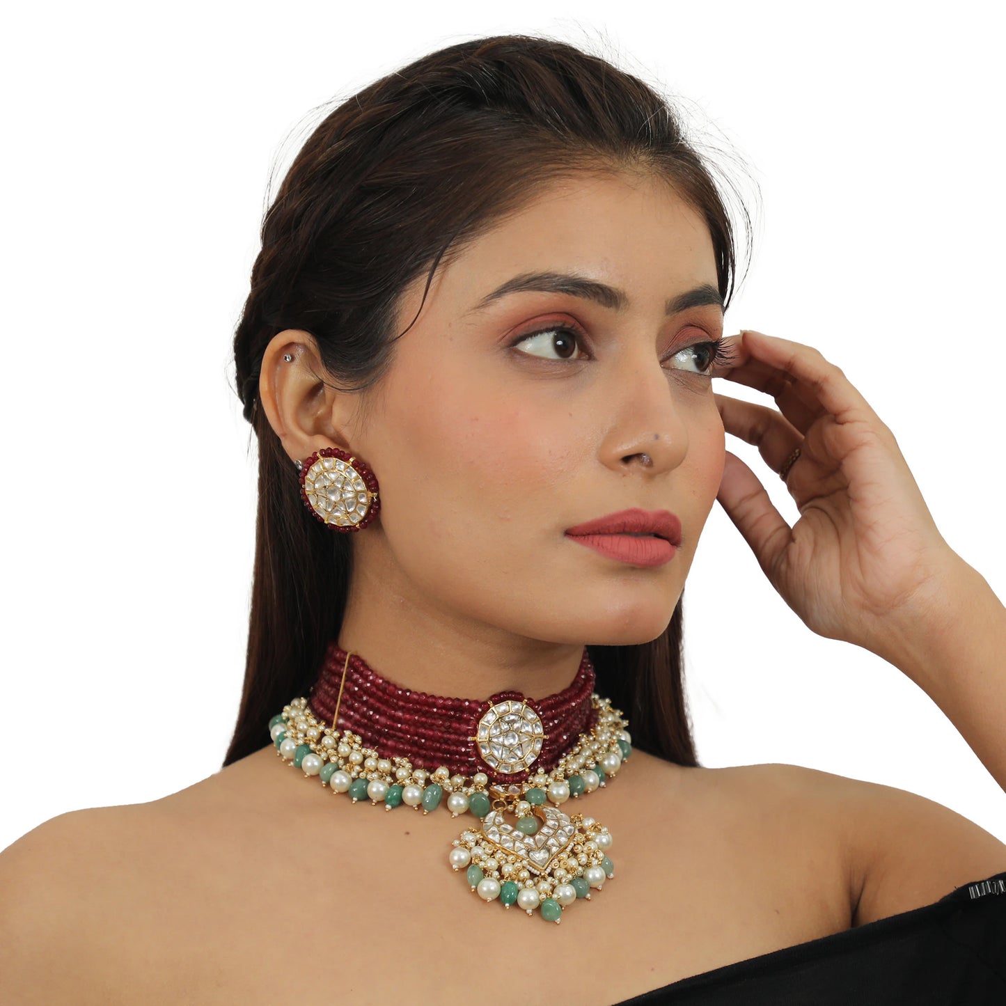 A 22Kt Gold Plated Choker Necklace Set Beaded In Maroon