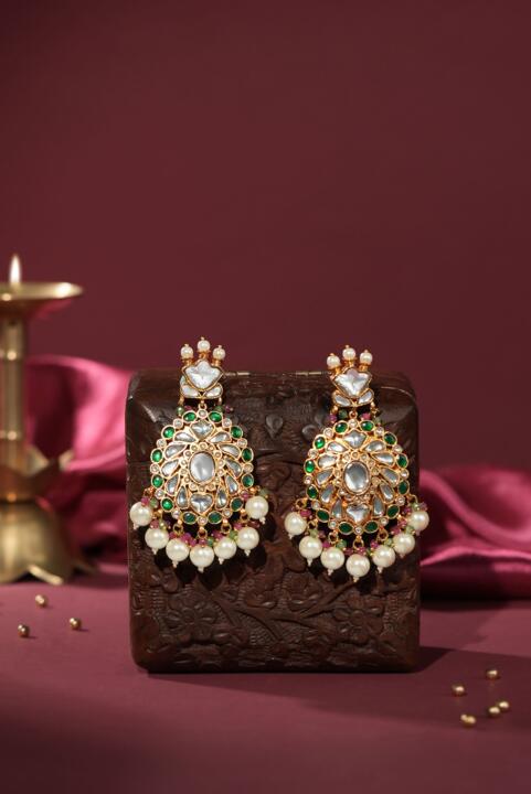 Green statement earrings with white pearl