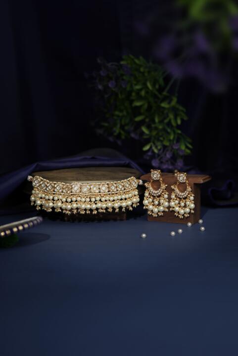 Gold plated white pearl choker set