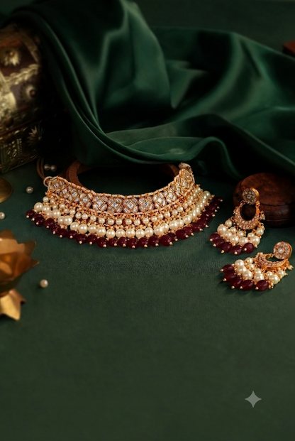 Gold finish beaded choker set with pearl