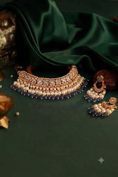 Gold finish beaded choker set with pearl