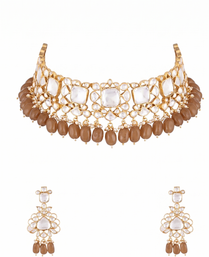 Simple Necklace Set Of Jadtar, Pearls And Beads