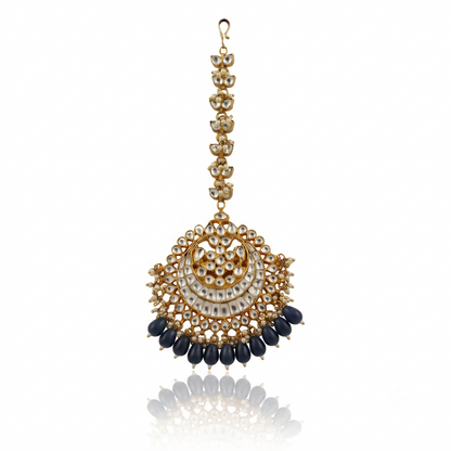 Heavy  Maangtikka Studded With Jadtar Stones And Green Drops