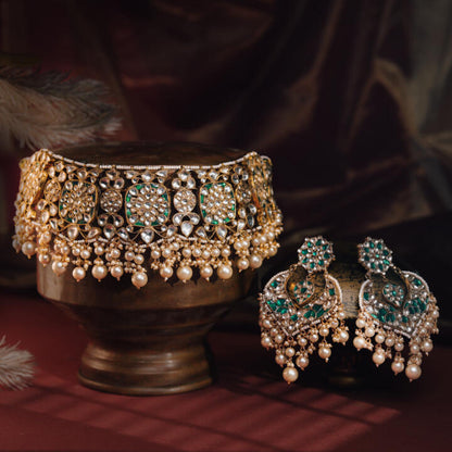 Indian wedding wear green white necklace set with pearl