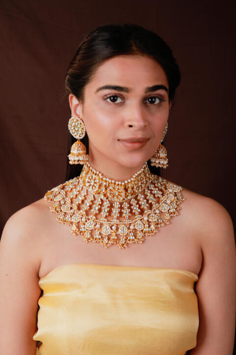 Gold plated White Bridal Necklace with jhumki/Traditional wear Jadau Necklace set