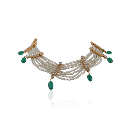 Neclace Set Beaded With Delicate Strings Of Pearls And Emerald Beads