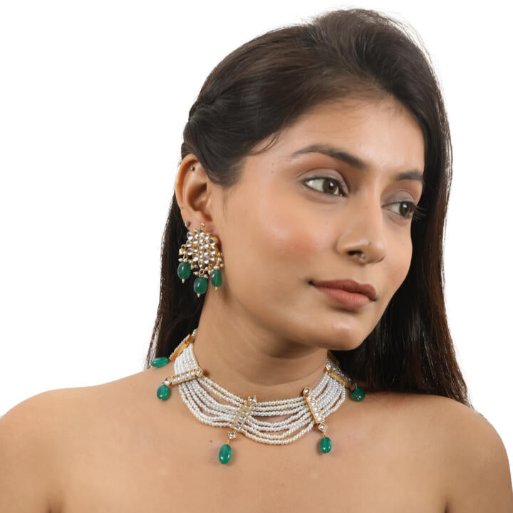 Neclace Set Beaded With Delicate Strings Of Pearls And Emerald Beads