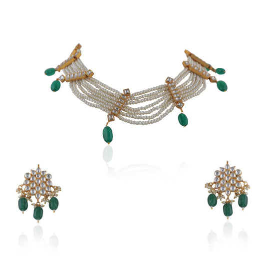 Neclace Set Beaded With Delicate Strings Of Pearls And Emerald Beads