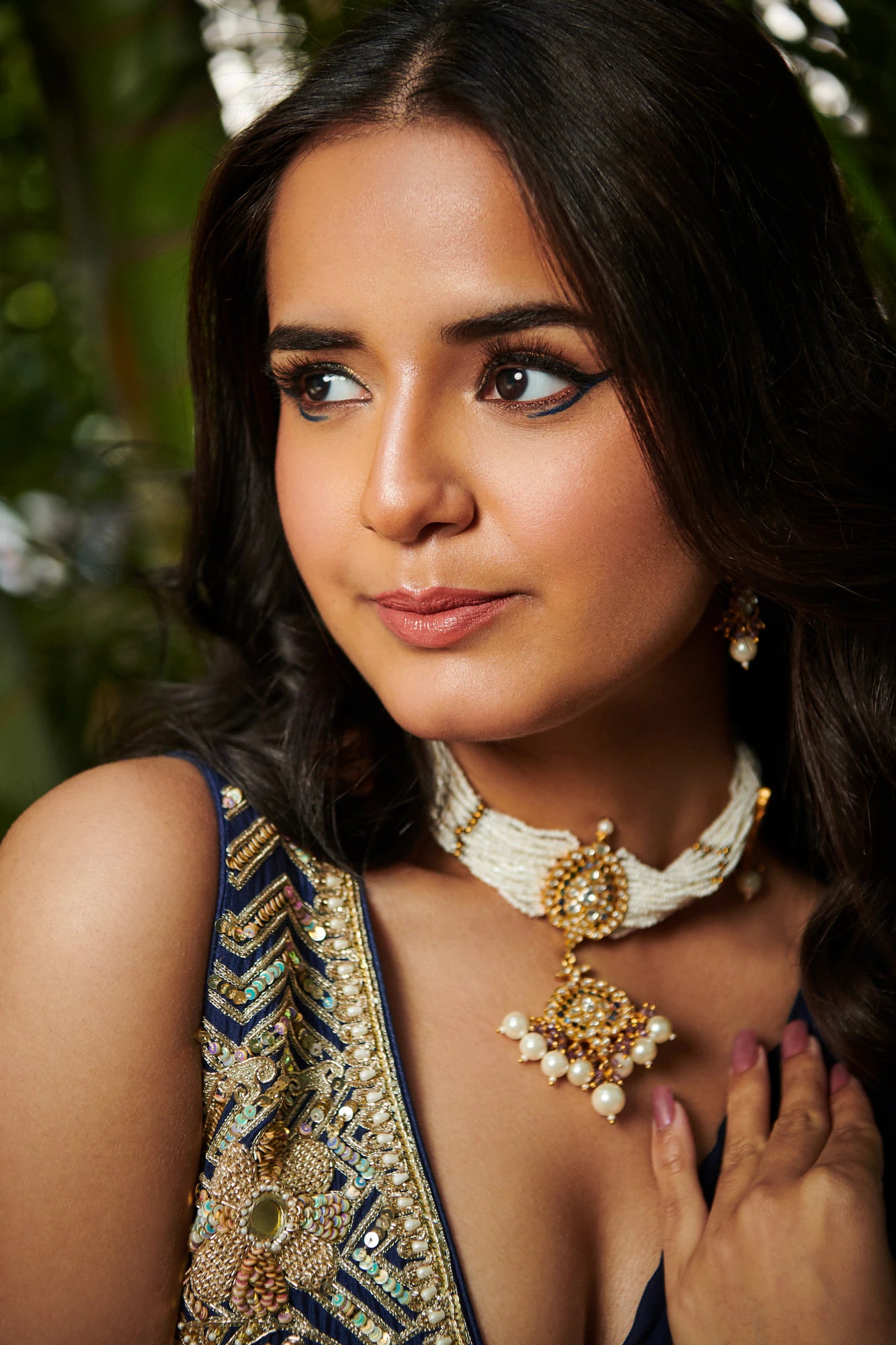 White Jadtar Choker Set With White Pearl And Blue Hangings