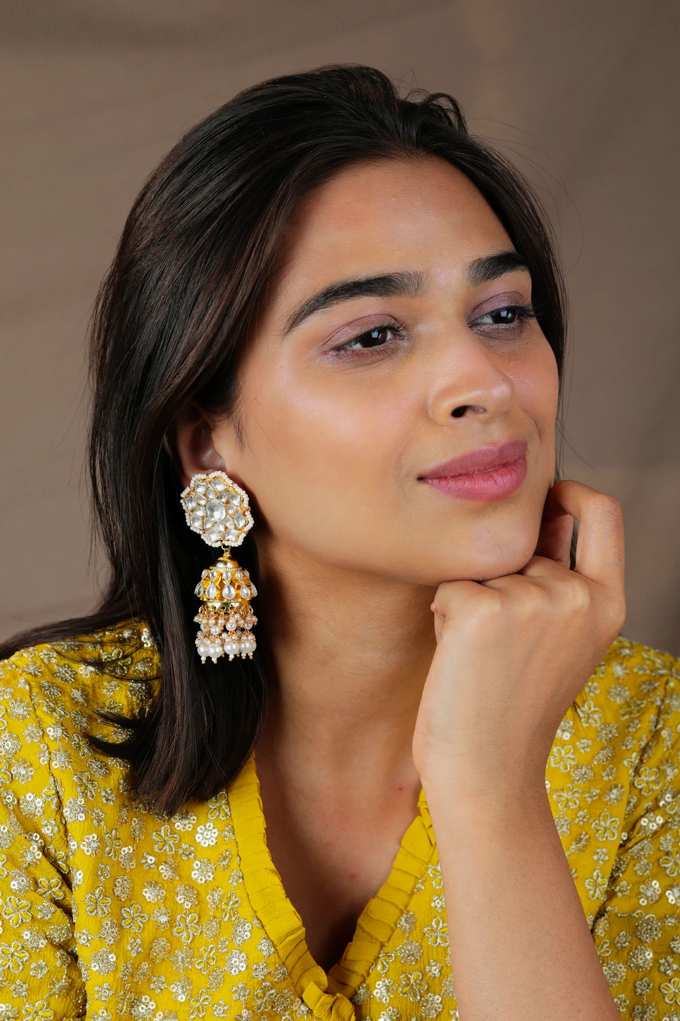WHITE FLORAL INDIAN TRADITIONAL WEAR BRIDE SPECIAL DOUBLE LAYERED NECKLACE WITH JHUMKI