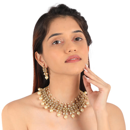 Off White Pearl Jadtar Choker Set