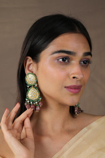 22kt handcrafted natural jadtar stone necklace set with pastel shades and emerald beads