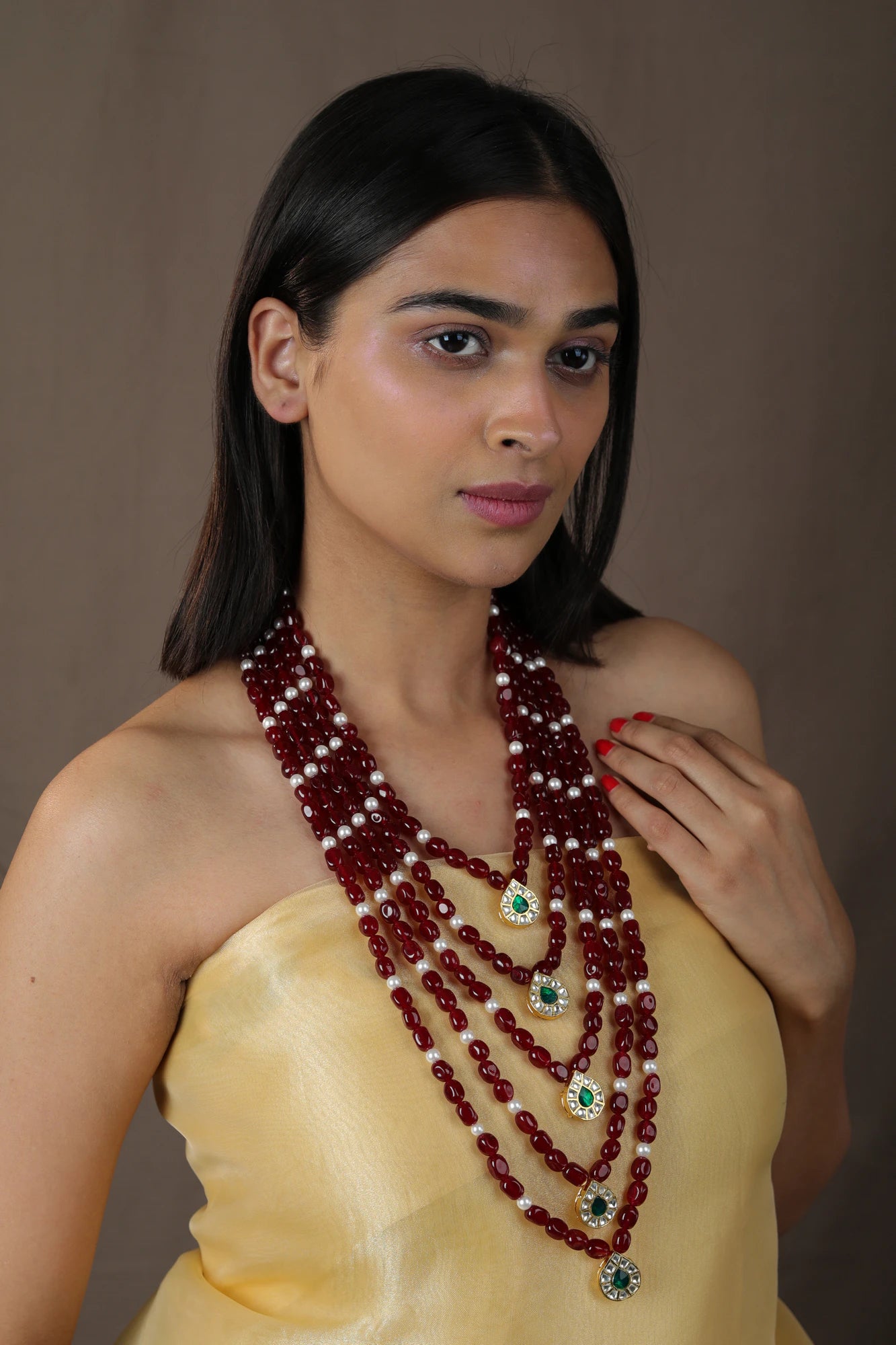 Riana Red and green elegant wear 5 layer maala with emerald touch