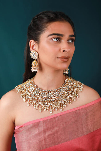 White gold plated Necklace set with pearl