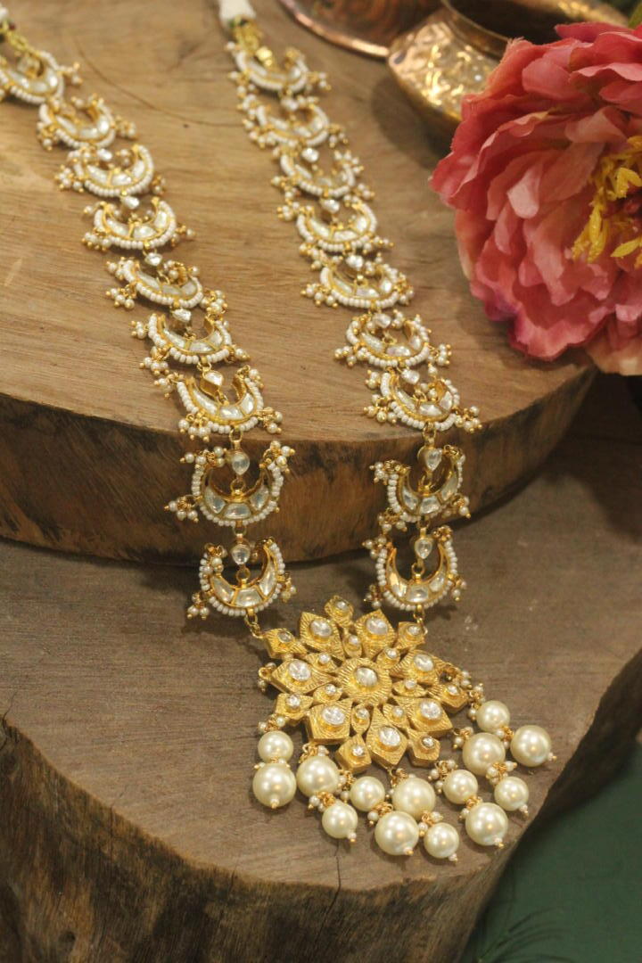 royal Rajputi groom necklace in traditional style with kundan stones and pearls in gold finish