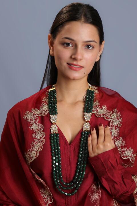 Emerald green beads maala