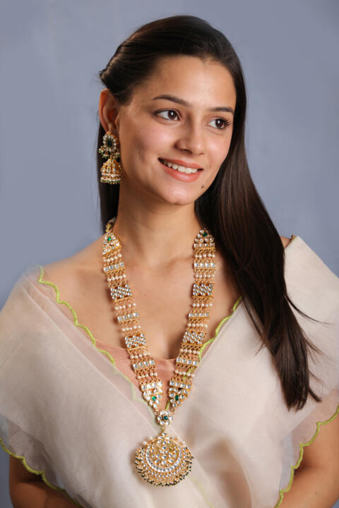 Maharaja style groom Necklace with Royal pendant design in antique finish