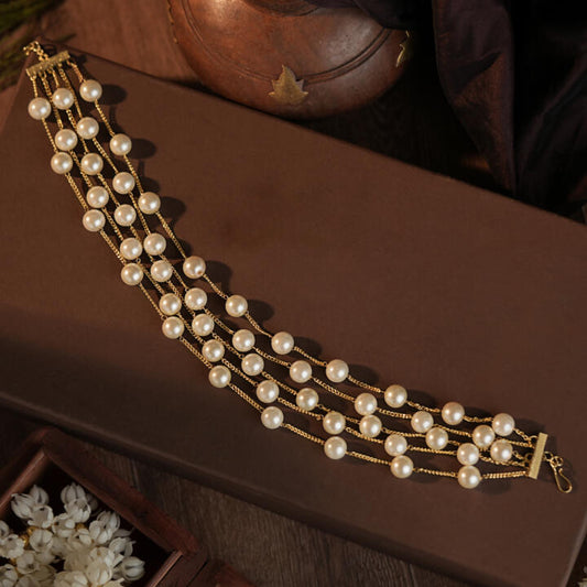 Gold plated pearl beaded jewellery set/choker set