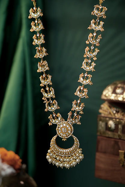 Long royal pendant necklace