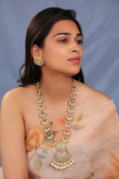 Long royal pendant necklace