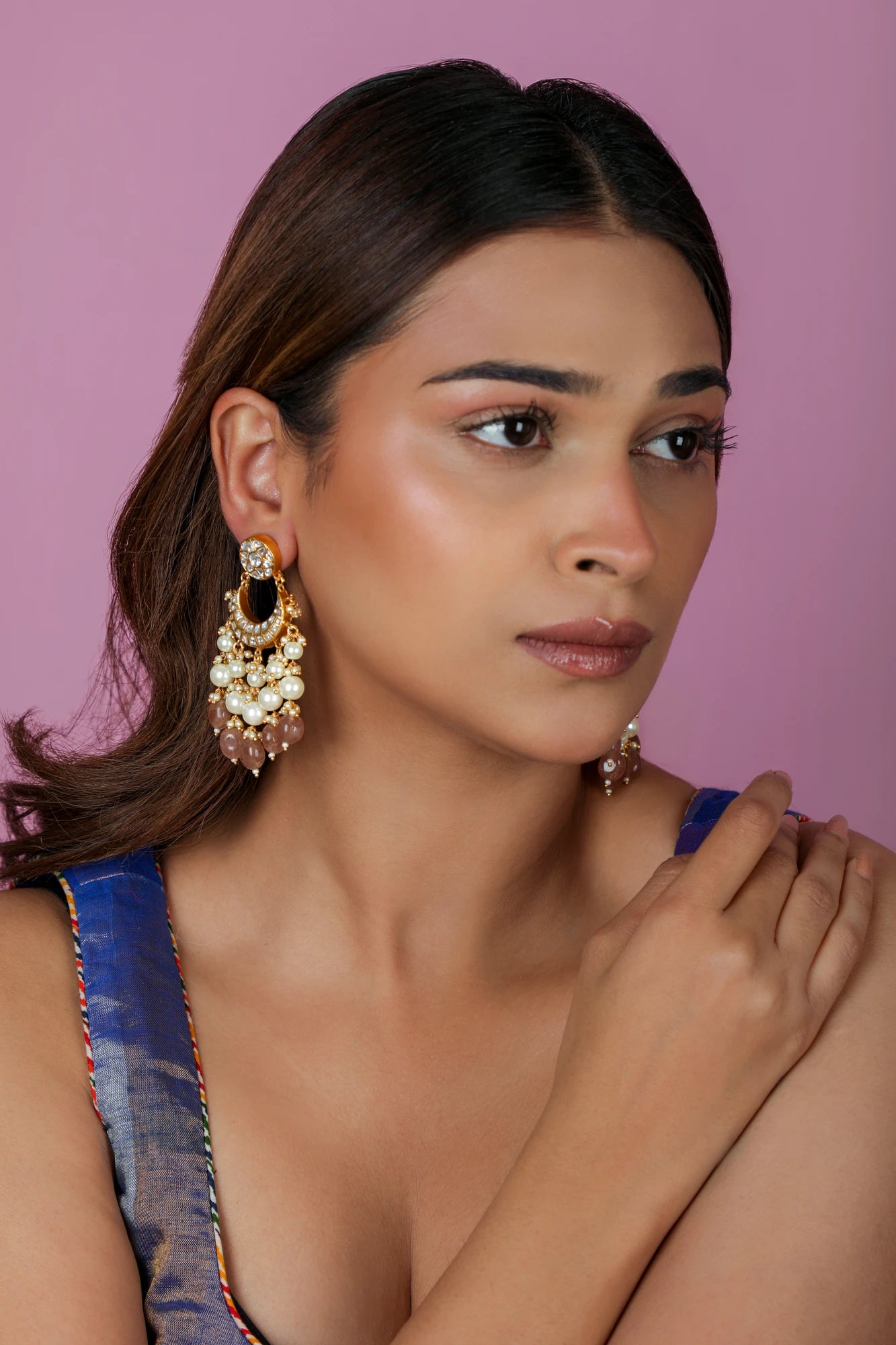 Gold finish pastel pink beaded choker set with pearl