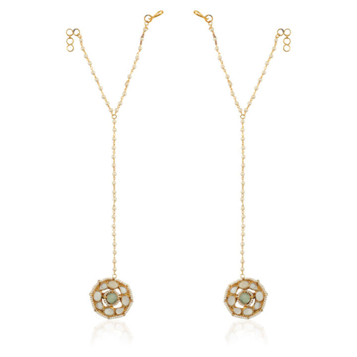 Delicate Hathful With Mother Of Pearl Of Stones And A Little Touch Of Pastel Green
